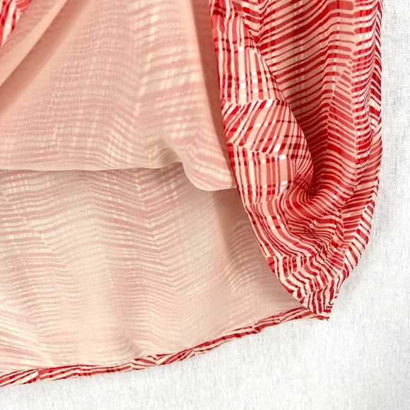 CARLISLE Vintage Shirt Womens 10 Red Cream Silk Short Sleeve Round Neck top - Picture 8 of 15